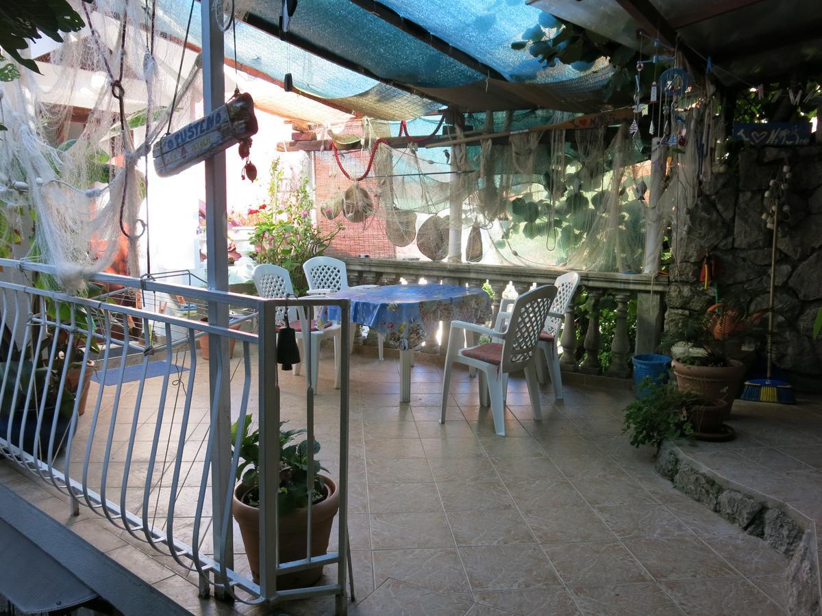 Apartment "I Love Njivice" Herceg Novi Ngoại thất bức ảnh