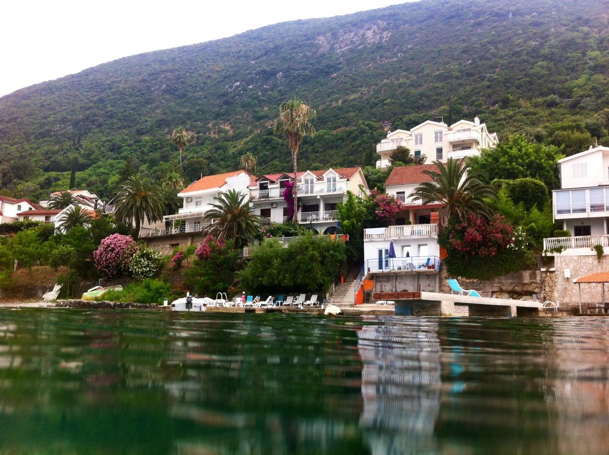 Apartment "I Love Njivice" Herceg Novi Ngoại thất bức ảnh