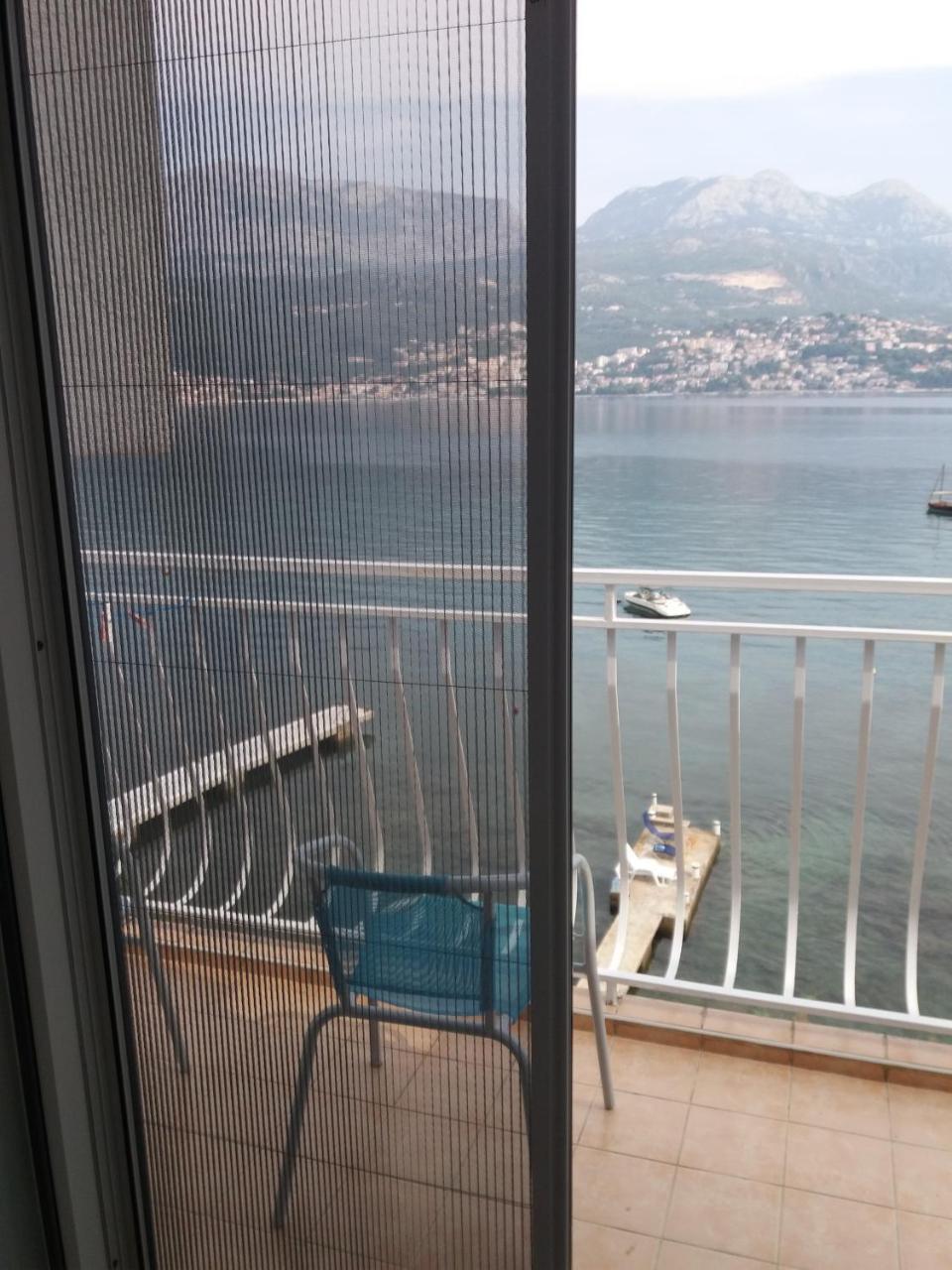Apartment "I Love Njivice" Herceg Novi Ngoại thất bức ảnh